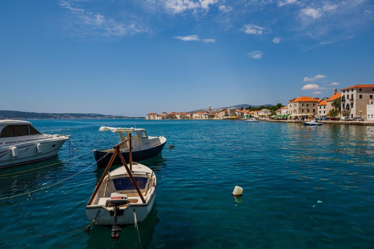 Seafront Apartments Karlo Kastela Ngoại thất bức ảnh